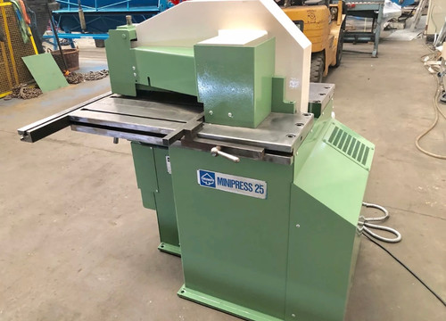 TRUMPF minipress 25 Hydraulic Single Head Punching Machine, photo 4