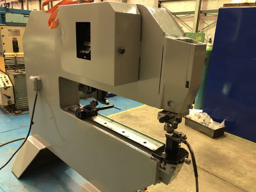 TRUMPF model TAS 500 Nibbling Machine, photo 7