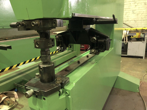 TRUMPF model TAS 701Nibbling Machine, photo 5
