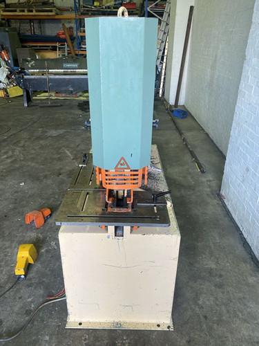 Unimach Mach 650 Universal Hydraulic Ironworker, photo 6
