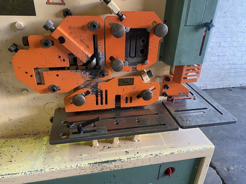 Unimach Mach 650 Universal Hydraulic Ironworker, photo 7