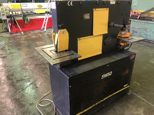 Utting SW50 Universal Hydraulic Iron Worker, photo 4