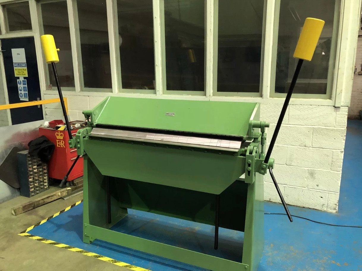 Walton’s Manual Box & Pan Folder 1270mm x 1.2mm