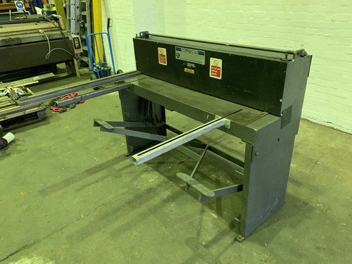 Walton’s Treadle Sheet Metal Guillotine, photo 8